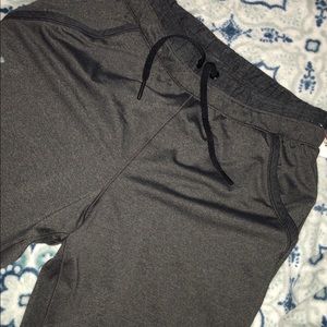 UNDER ARMOUR pants